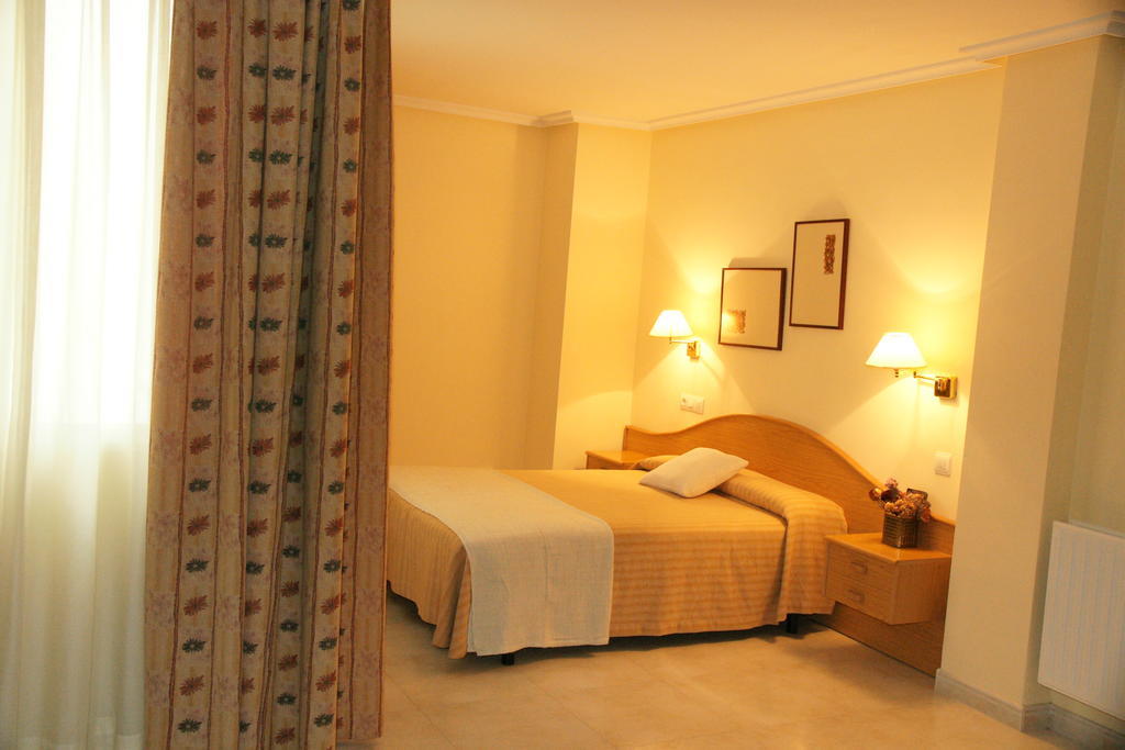Hotel La Branina Villablino Exterior photo